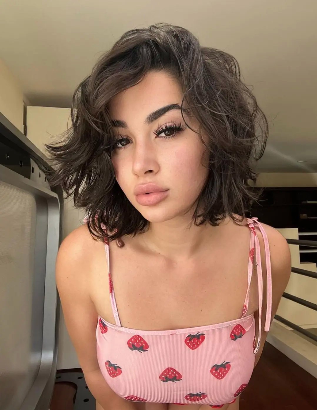 Cumhuriyet Sonsuz İleri Düzey Kadın Escort Gülden
