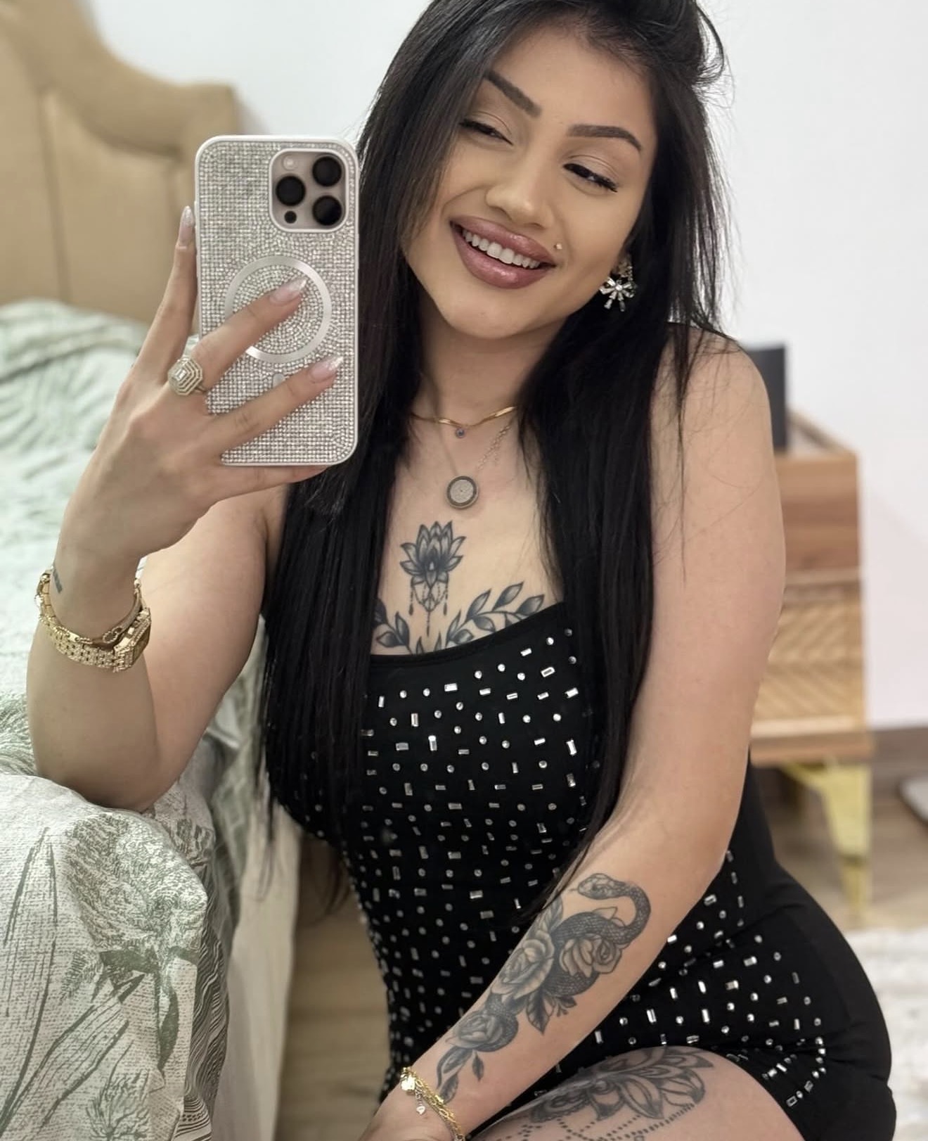 Çamlıbel Aşk Dolu Bayan Escort Bayan Evrim